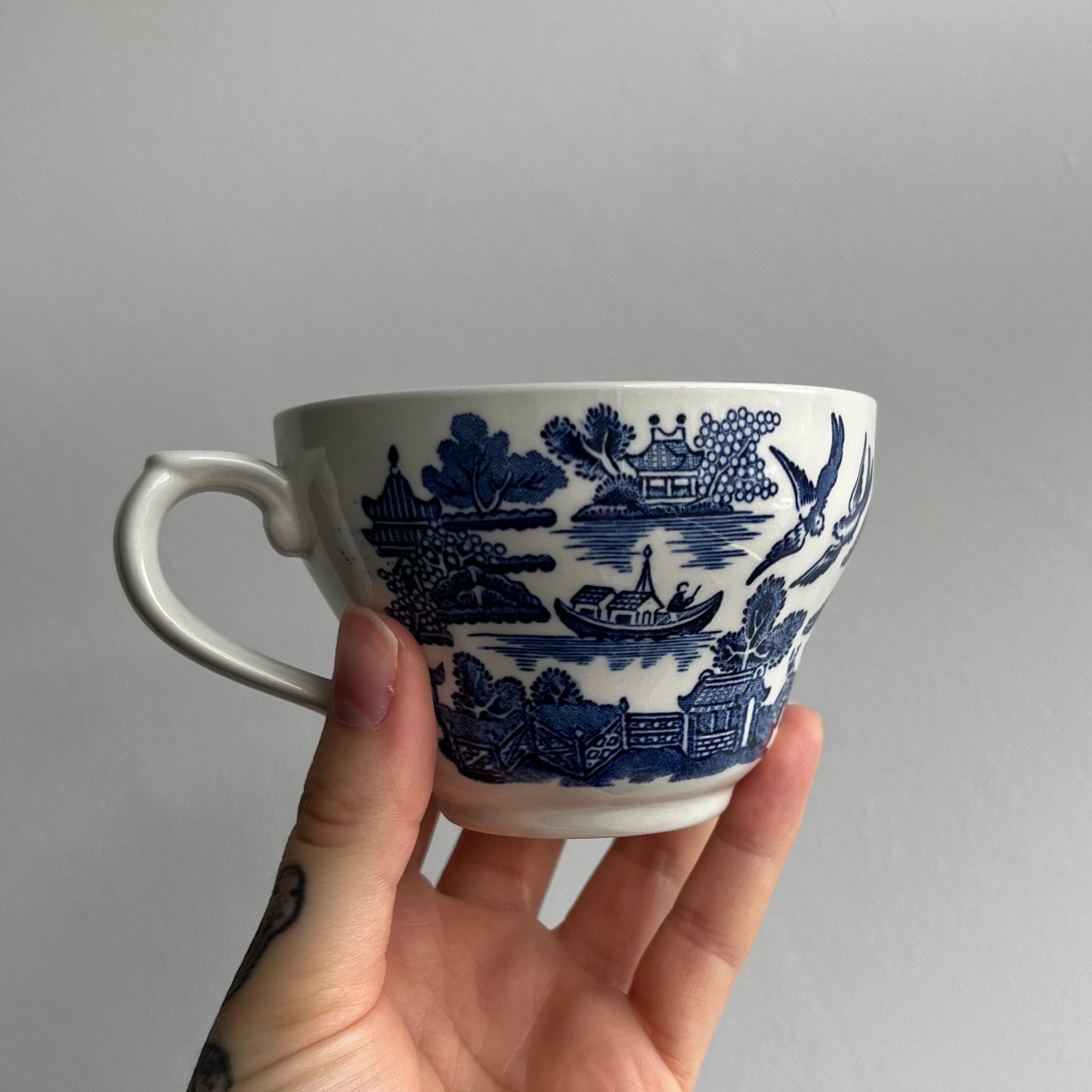 Churchill Blue and White Willow Pattern Tea Cup